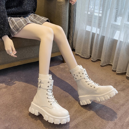 ダブルベルトショートブーツ