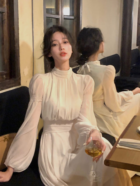 シンプルレディワンピース