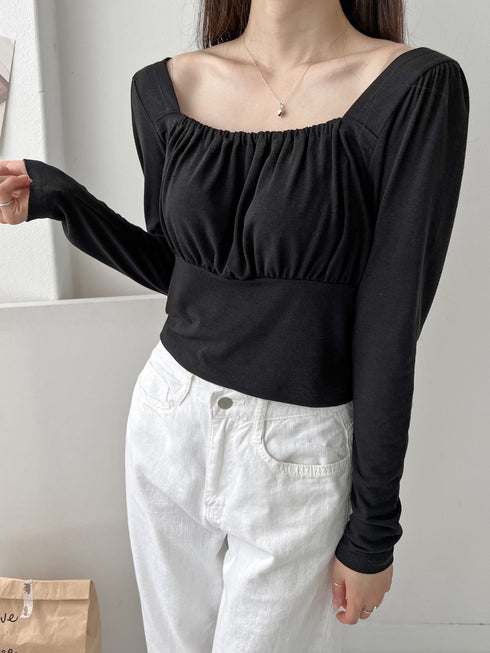 スクエアネックシンプルトップス