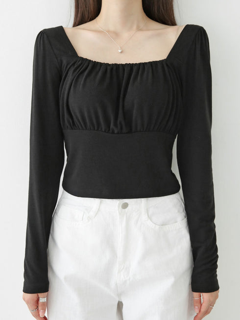 スクエアネックシンプルトップス