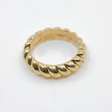 Twisted fashion ring