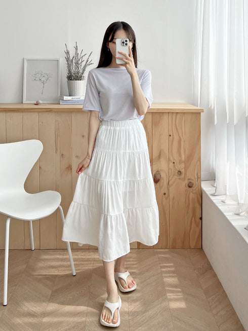 4段フリルティアードスカート